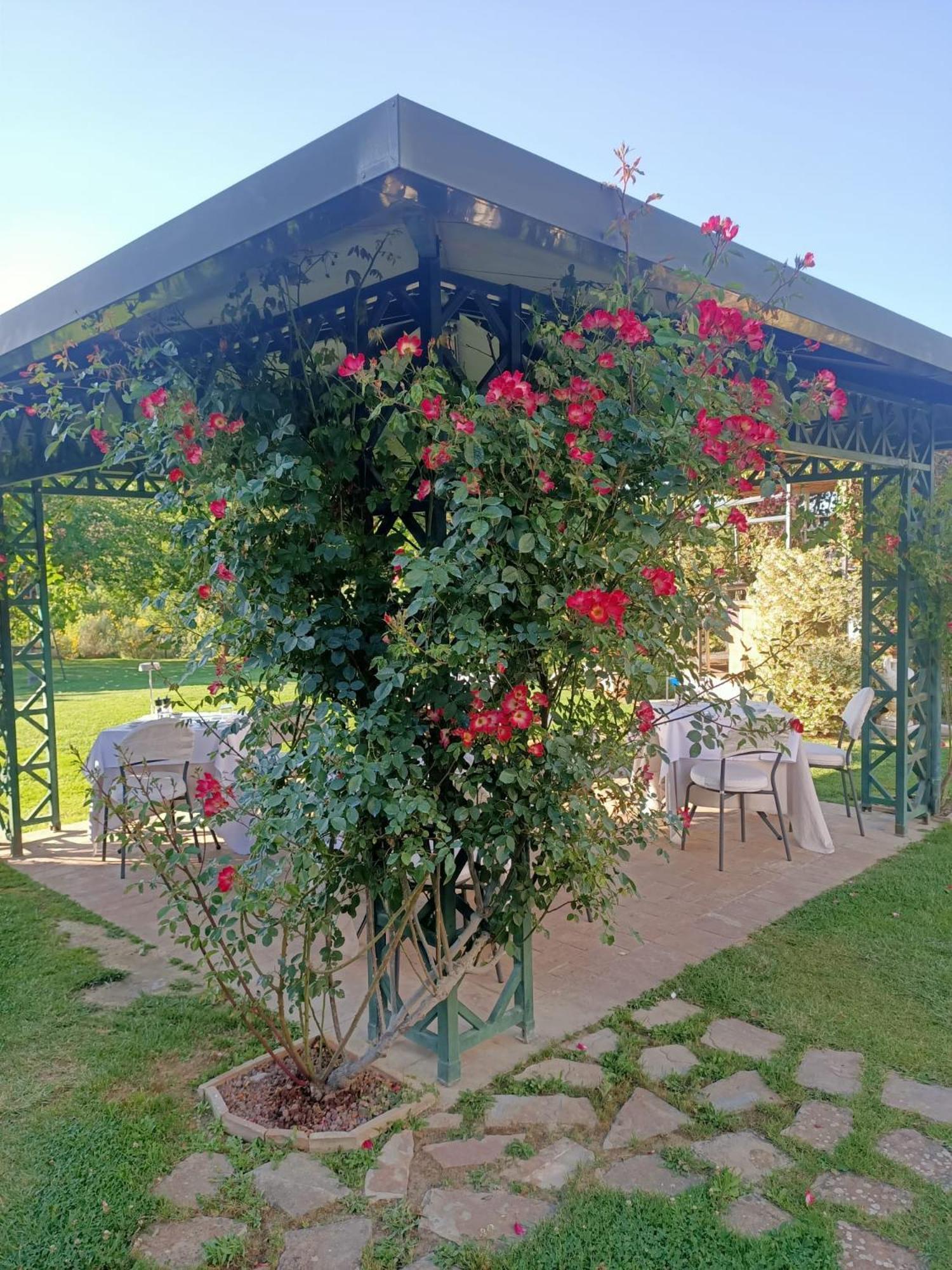 فندق Relais Osteria Dell'Orcia بانيو فينيوني المظهر الخارجي الصورة